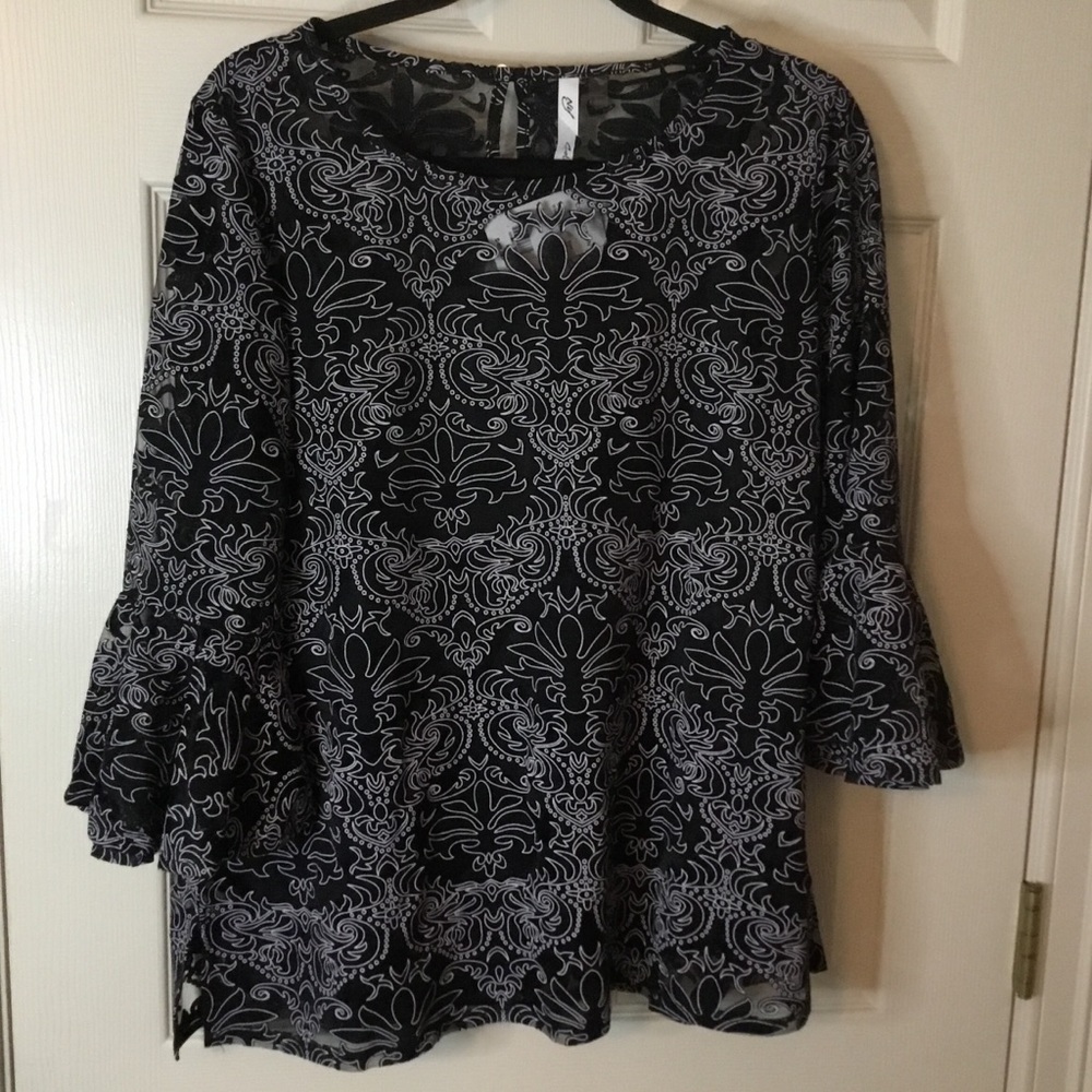 NY Collection Black Sheer Bell Sleeve Top NWT - 1X
